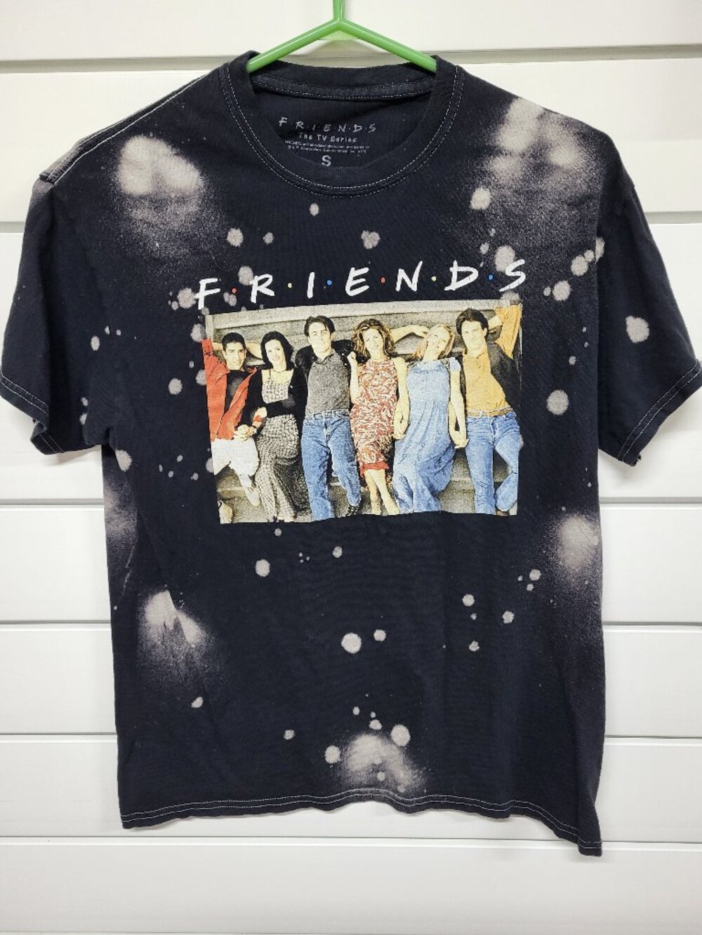 FRIENDS The TV Show Tee Size Small